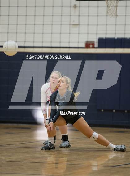 Thumbnail 3 in Calera @ Jemison photogallery.