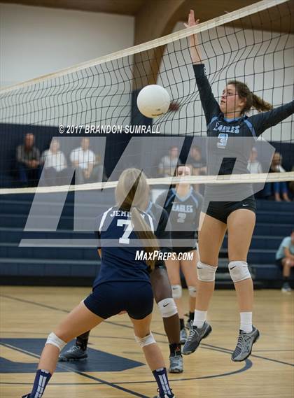 Thumbnail 1 in Calera @ Jemison photogallery.