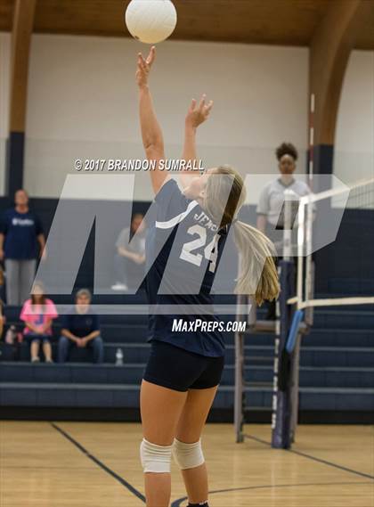 Thumbnail 1 in Calera @ Jemison photogallery.