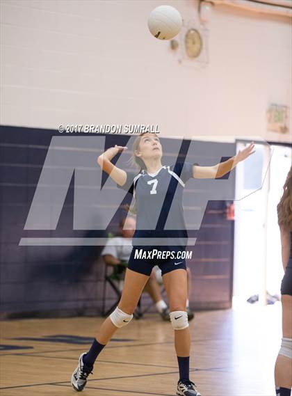 Thumbnail 3 in Calera @ Jemison photogallery.
