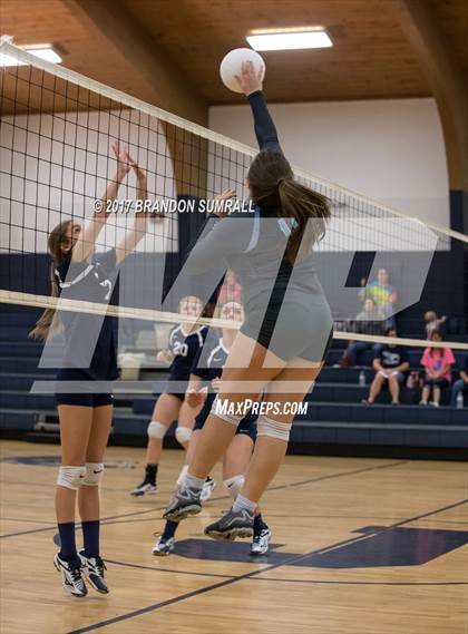 Thumbnail 1 in Calera @ Jemison photogallery.