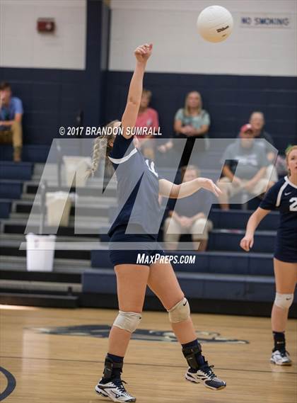 Thumbnail 1 in Calera @ Jemison photogallery.