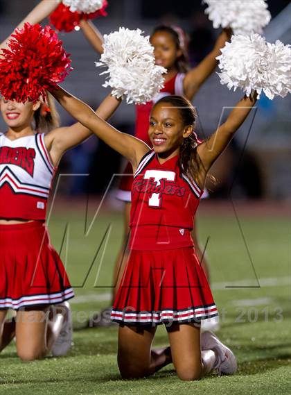 Thumbnail 1 in Warren @ Taft photogallery.