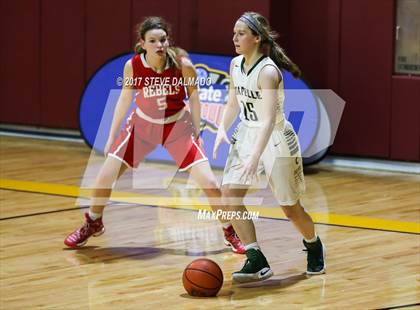Thumbnail 1 in Archbishop Chapelle vs Riverside Academy (Allstate Sugar Bowl Classic) photogallery.