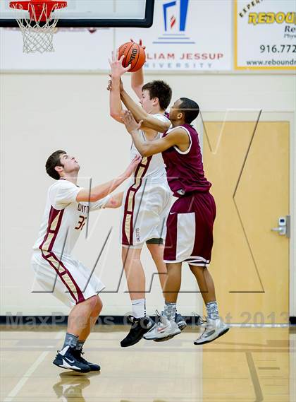 Thumbnail 2 in Natomas vs Whitney (Whitney Christmas Classic) photogallery.