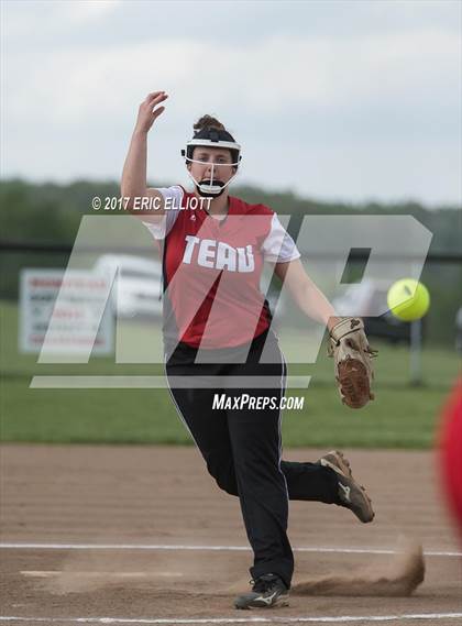 Thumbnail 2 in Franklin @ Moniteau photogallery.