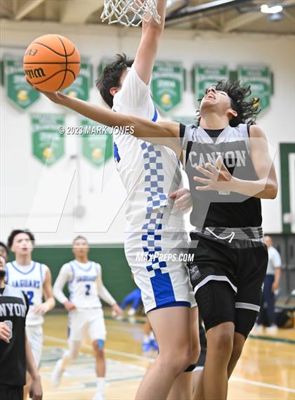 Thumbnail 2 in Willow Canyon vs. Canyon View (Sunnyslope Hoopsgiving Basketball Tournament) photogallery.