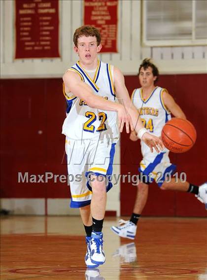 Thumbnail 2 in Maxwell vs. Live Oak photogallery.