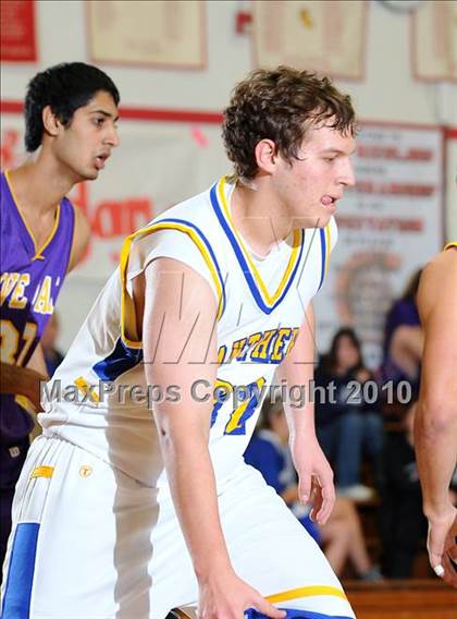 Thumbnail 1 in Maxwell vs. Live Oak photogallery.