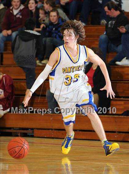Thumbnail 1 in Maxwell vs. Live Oak photogallery.