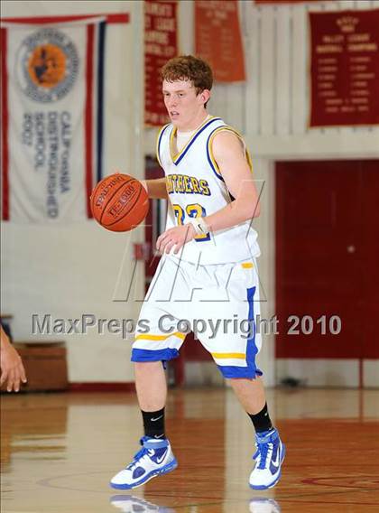 Thumbnail 1 in Maxwell vs. Live Oak photogallery.