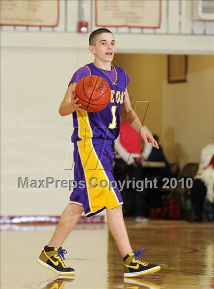 Thumbnail 2 in Maxwell vs. Live Oak photogallery.