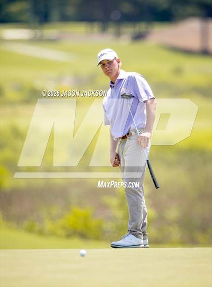 Thumbnail 1 in NCHSAA 7A 8A FINALS (Round 2) photogallery.