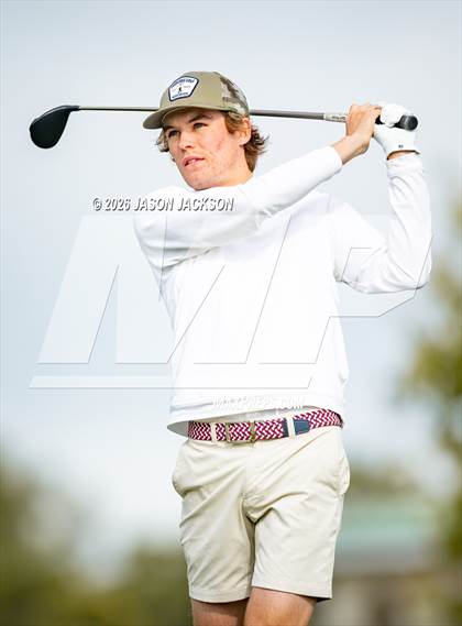 Thumbnail 1 in NCHSAA 7A 8A FINALS (Round 2) photogallery.
