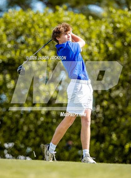 Thumbnail 1 in NCHSAA 7A 8A FINALS (Round 2) photogallery.