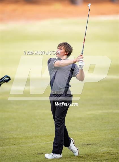 Thumbnail 1 in NCHSAA 7A 8A FINALS (Round 2) photogallery.