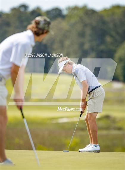 Thumbnail 2 in NCHSAA 7A 8A FINALS (Round 2) photogallery.
