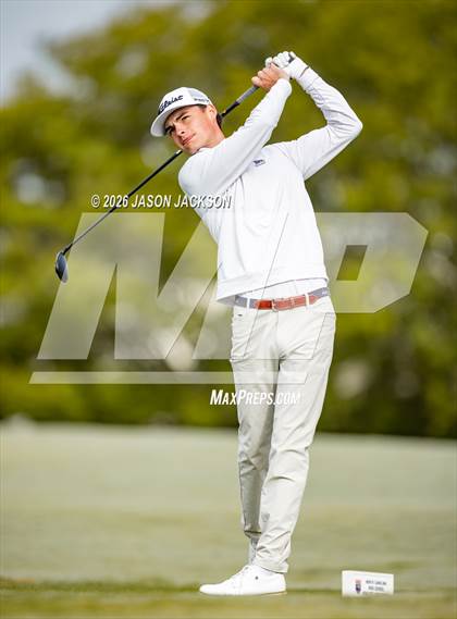 Thumbnail 2 in NCHSAA 7A 8A FINALS (Round 2) photogallery.