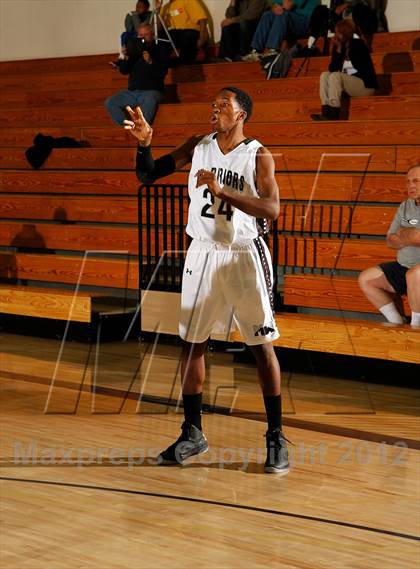 Thumbnail 3 in Valor Christian vs. Montbello (Ralston Roundup Tournament) photogallery.