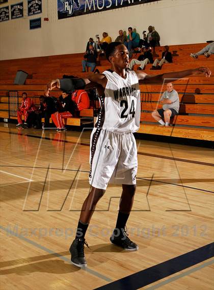 Thumbnail 3 in Valor Christian vs. Montbello (Ralston Roundup Tournament) photogallery.