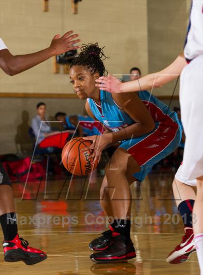 Thumbnail 1 in Manual @ Kent Denver (CHSAA 3A Metro League Quarterfinals) photogallery.