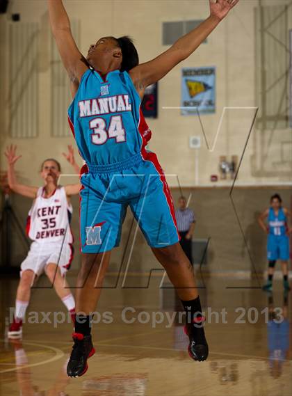 Thumbnail 3 in Manual @ Kent Denver (CHSAA 3A Metro League Quarterfinals) photogallery.