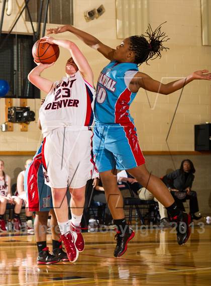 Thumbnail 2 in Manual @ Kent Denver (CHSAA 3A Metro League Quarterfinals) photogallery.
