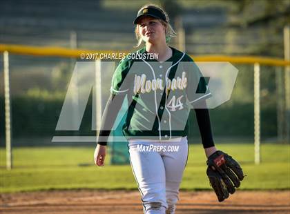 Thumbnail 2 in Agoura @ Moorpark photogallery.