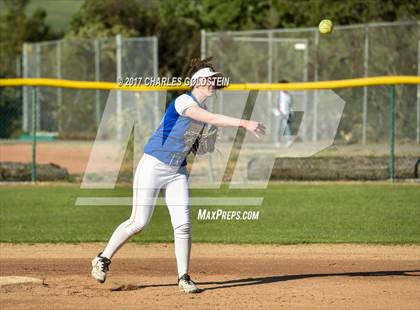 Thumbnail 3 in Agoura @ Moorpark photogallery.