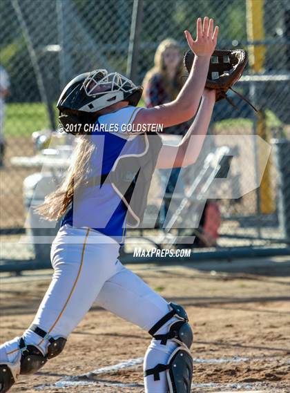 Thumbnail 1 in Agoura @ Moorpark photogallery.