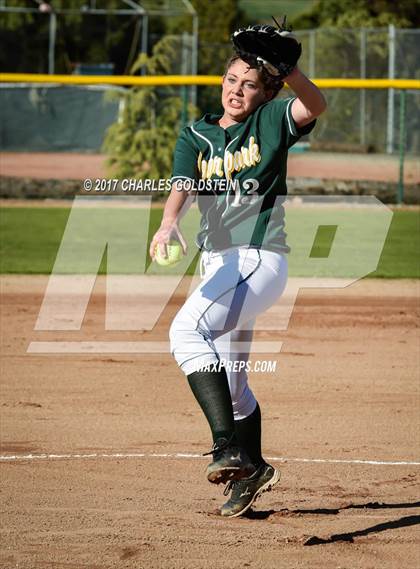 Thumbnail 1 in Agoura @ Moorpark photogallery.