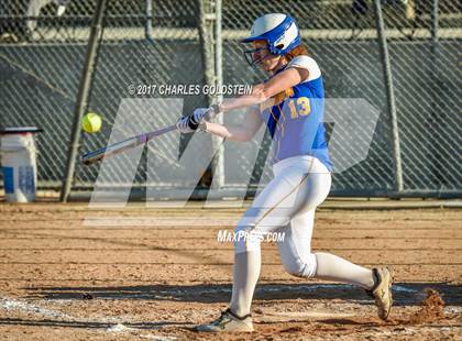 Thumbnail 1 in Agoura @ Moorpark photogallery.
