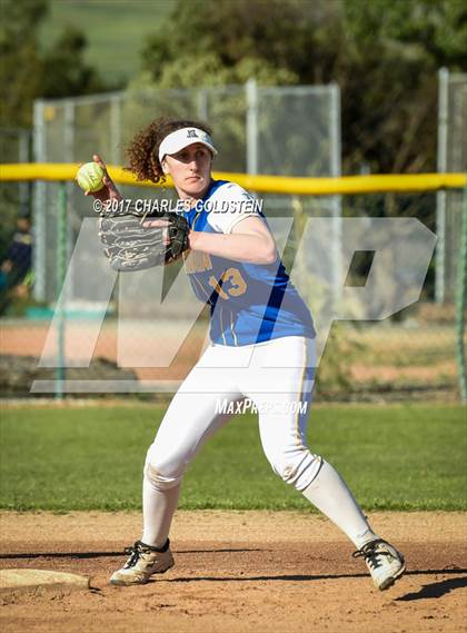 Thumbnail 2 in Agoura @ Moorpark photogallery.