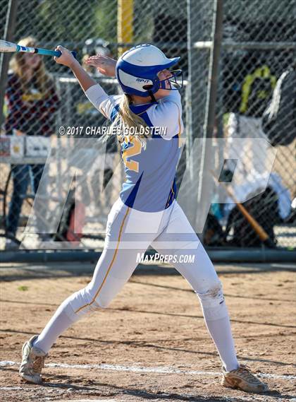 Thumbnail 2 in Agoura @ Moorpark photogallery.
