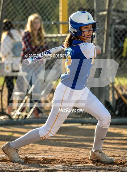 Thumbnail 2 in Agoura @ Moorpark photogallery.