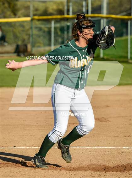 Thumbnail 2 in Agoura @ Moorpark photogallery.