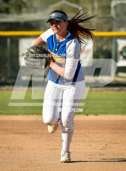 Thumbnail 1 in Agoura @ Moorpark photogallery.
