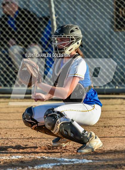 Thumbnail 2 in Agoura @ Moorpark photogallery.