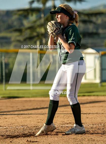 Thumbnail 1 in Agoura @ Moorpark photogallery.