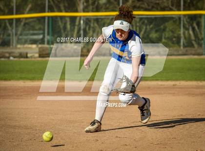 Thumbnail 2 in Agoura @ Moorpark photogallery.