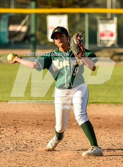 Thumbnail 2 in Agoura @ Moorpark photogallery.