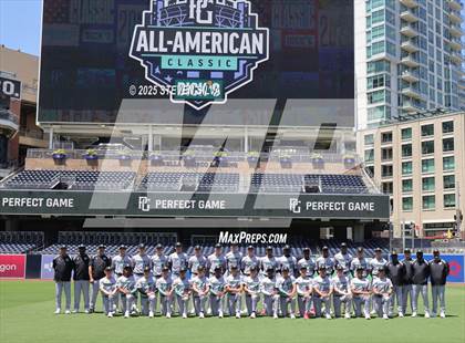 Thumbnail 2 in Perfect Game All-American Classic (East vs. West) photogallery.