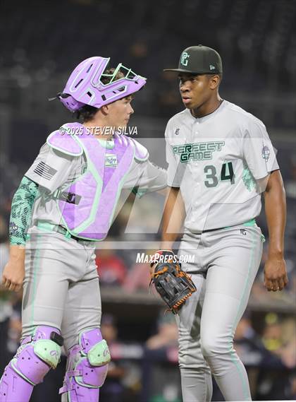 Thumbnail 3 in Perfect Game All-American Classic (East vs. West) photogallery.