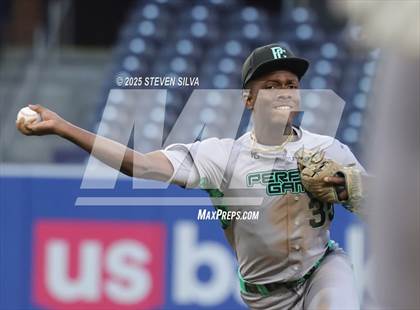 Thumbnail 2 in Perfect Game All-American Classic (East vs. West) photogallery.