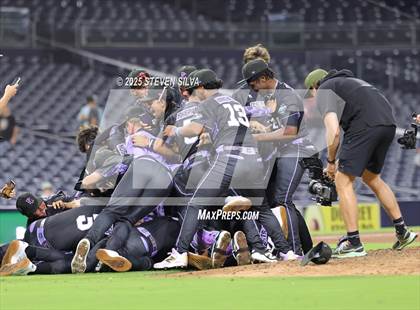 Thumbnail 3 in Perfect Game All-American Classic (East vs. West) photogallery.