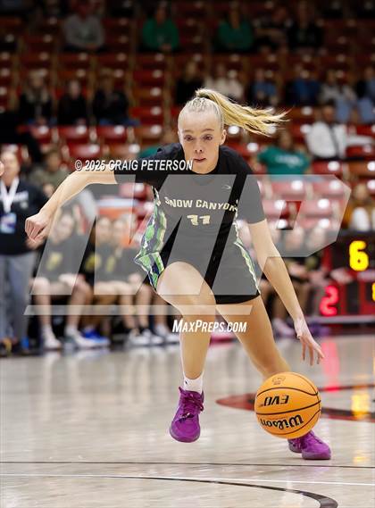 Thumbnail 3 in Snow Canyon vs Ridgeline (UHSAA 4A Final) photogallery.