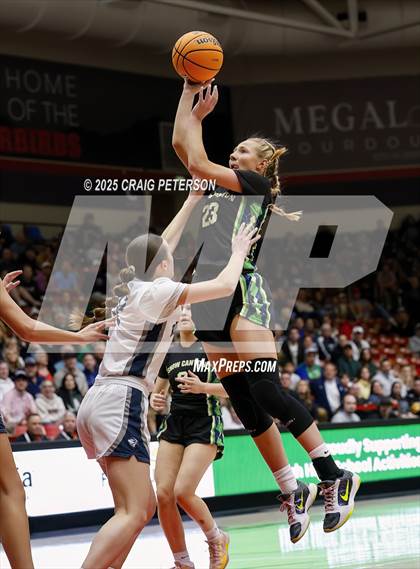 Thumbnail 2 in Snow Canyon vs Ridgeline (UHSAA 4A Final) photogallery.