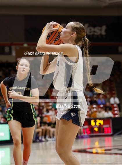 Thumbnail 3 in Snow Canyon vs Ridgeline (UHSAA 4A Final) photogallery.