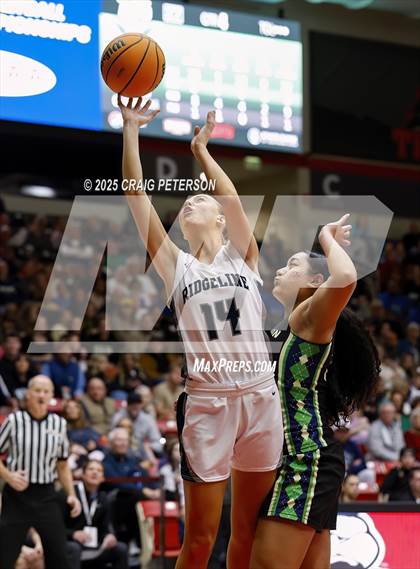 Thumbnail 3 in Snow Canyon vs Ridgeline (UHSAA 4A Final) photogallery.