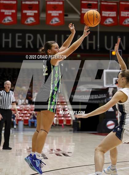 Thumbnail 3 in Snow Canyon vs Ridgeline (UHSAA 4A Final) photogallery.